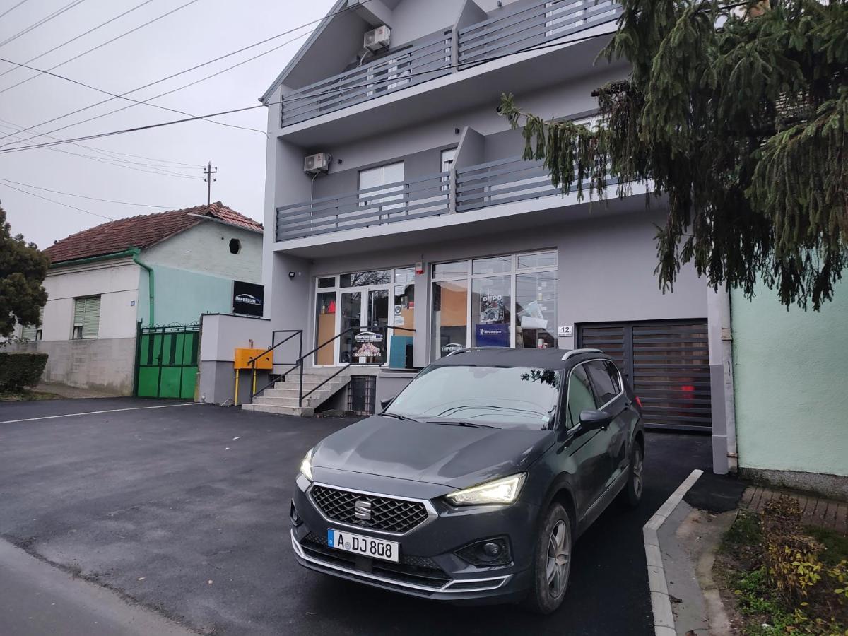 Imperium Stan Na Dan Apartment Indija Luaran gambar